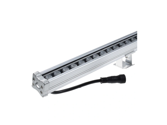 LED low power wall washer