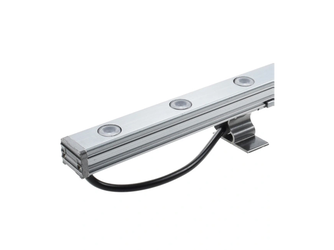 LED low power wall washer