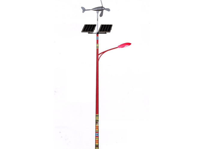 Solar wind hybrid street light 068