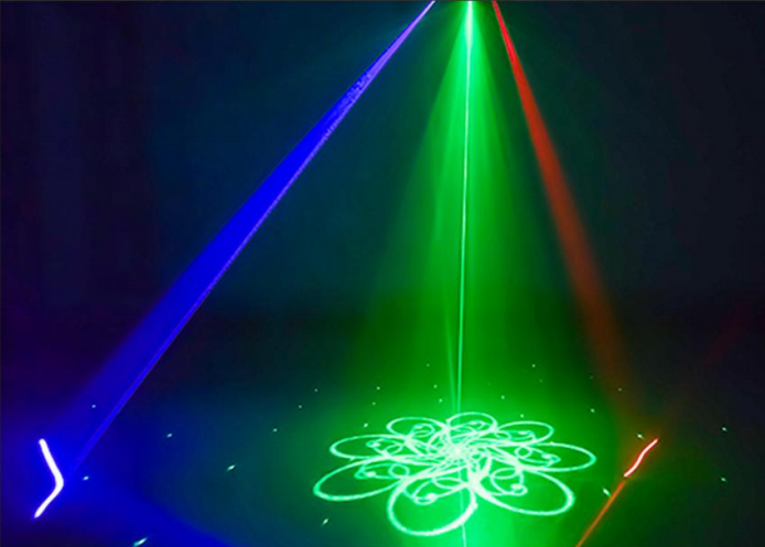 Four eyes fan-shaped laser light